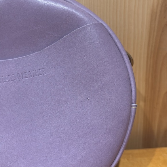 Portland Leather Goods Large Circle Crossbody Bag in Lilac/lavender - Picture 4 of 5